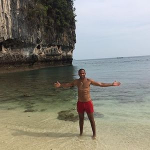 Meet your Posher, Leonard